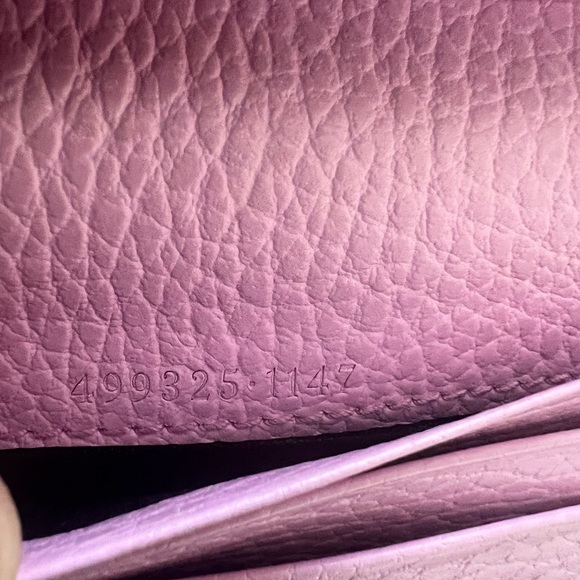 EUC FULL INCLUSION GUCCI LIMITED EDITION BIFOKD PINK CAT WALLET - Picture 3 of 7